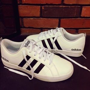 Women’s Adidas Size 8.5